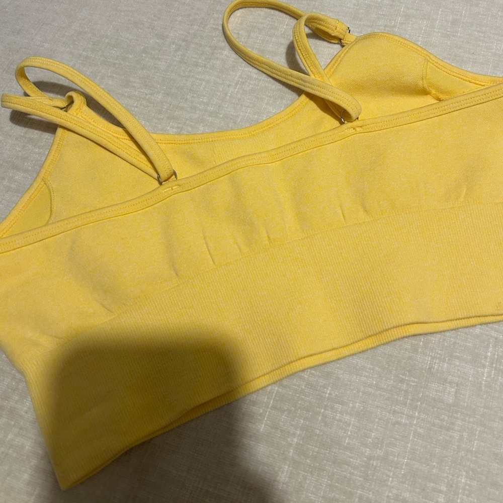 Fun biker shorts and sport bra set new without tags 🏷️ - Picture 5 of 7